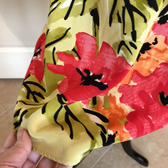 Anthropology silk strapless - Picture 2 of 13